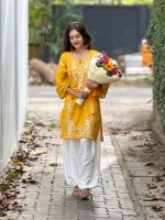 Yellow bloom farshi suit - Image 2